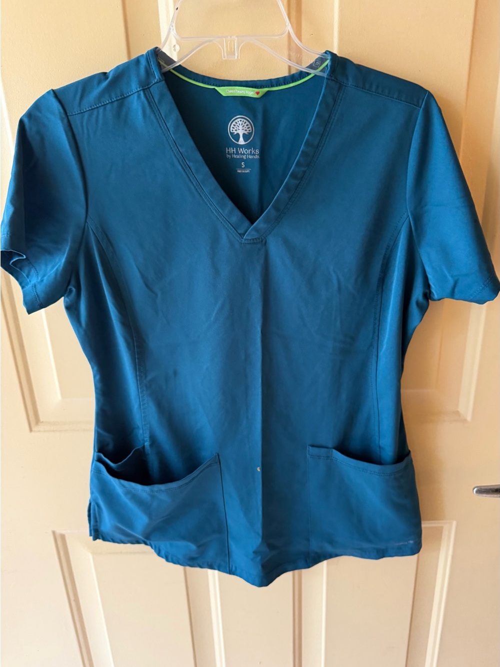 healing hands Caribbean blue V-Neck Scrub Top and Pants - Picture 2 of 5